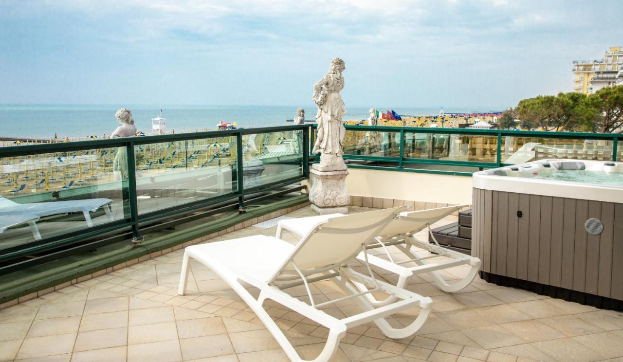 Hotel Carlton Lido di Jesolo Buitenkant foto