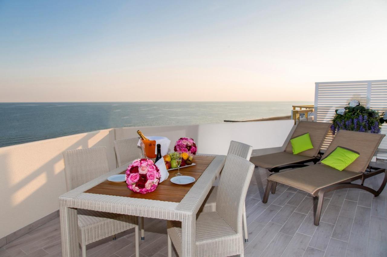 Hotel Carlton Lido di Jesolo Buitenkant foto