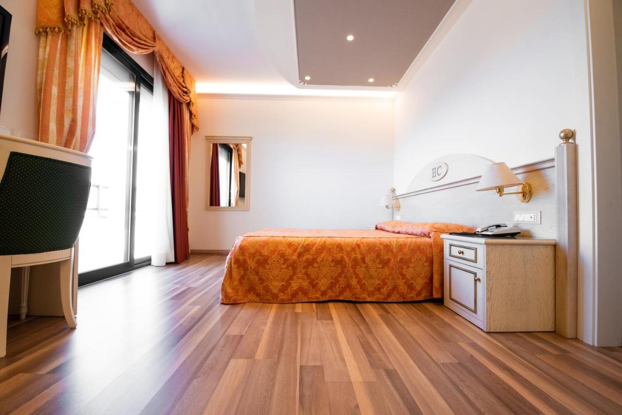 Hotel Carlton Lido di Jesolo Buitenkant foto